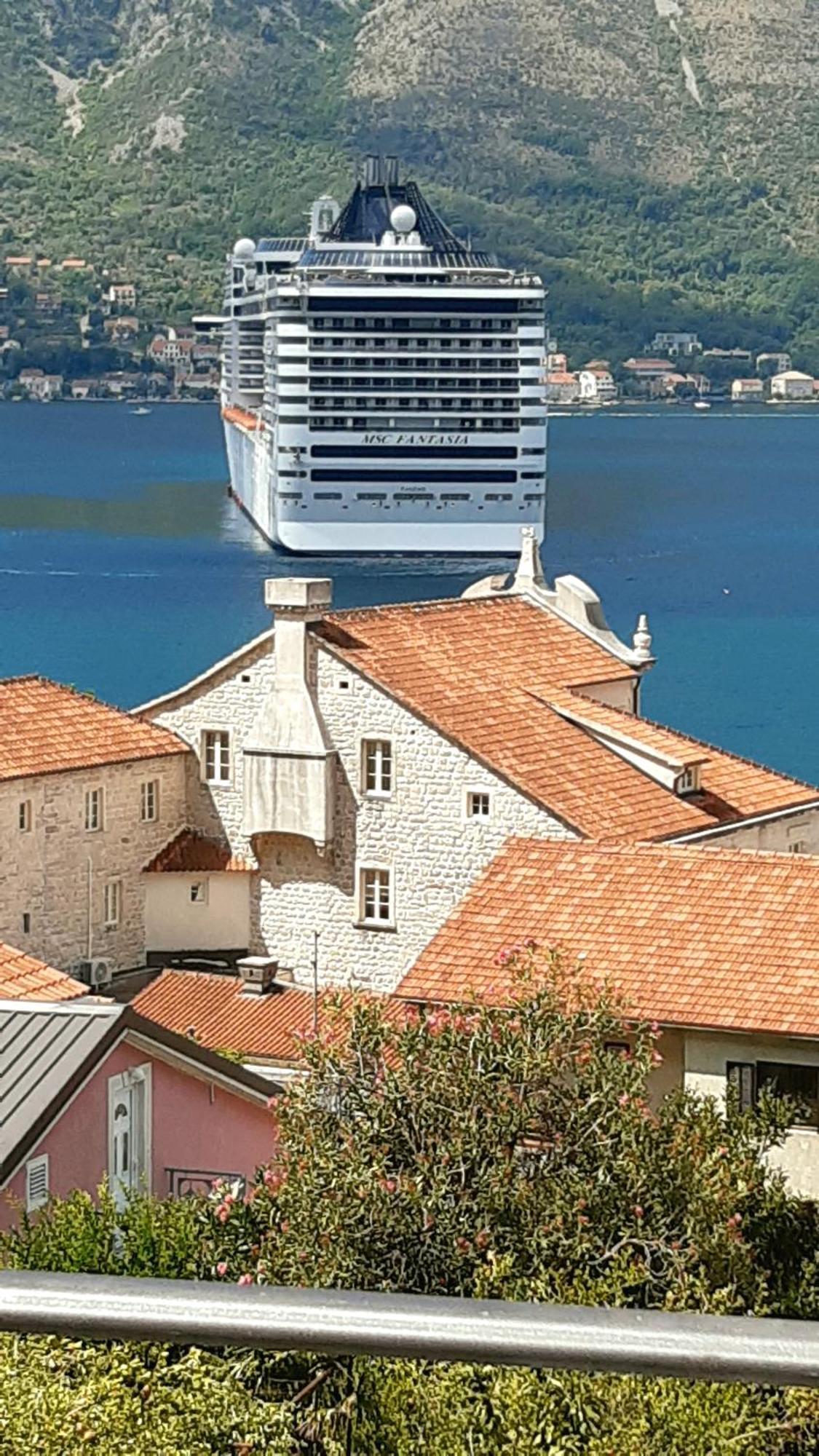 Apartments Sonja Kotor Bilik gambar