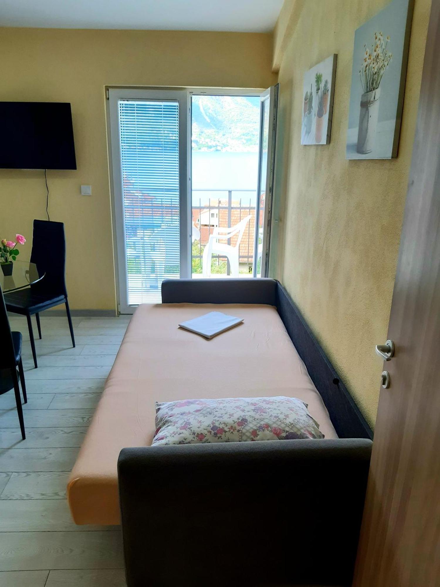 Apartments Sonja Kotor Bilik gambar
